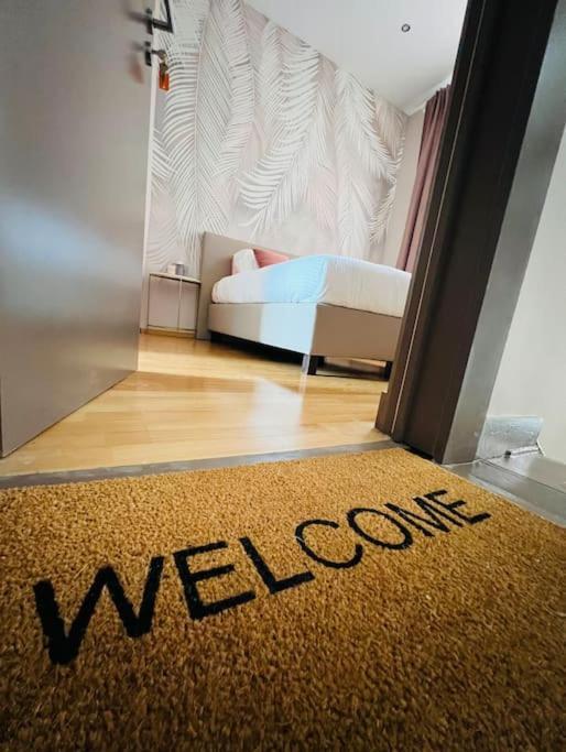 Charmant Petit Appartement. Lieja Exterior foto